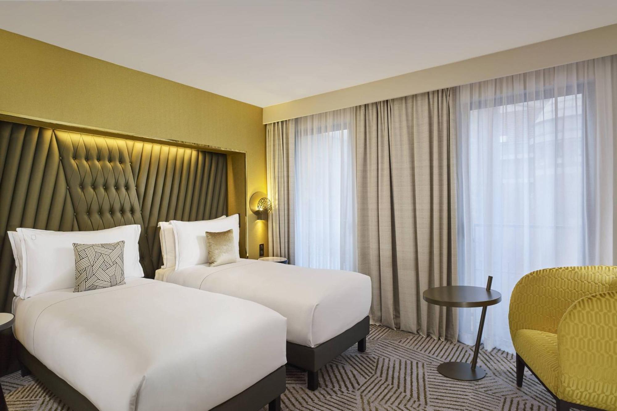 La Caserne Chanzy Hotel & Spa, Autograph Collection Reims Exterior foto A room at the hotel
